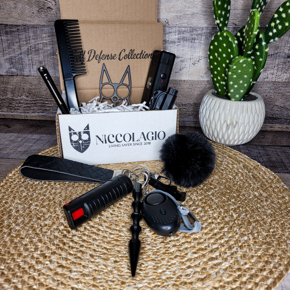 Black Self Defense Keychain Combo Set (Faux Leather Wristlet) – Niccolagio